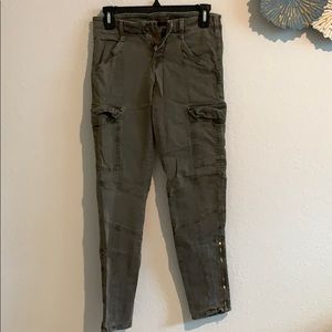 NEW J brand women cargo pants size 26
